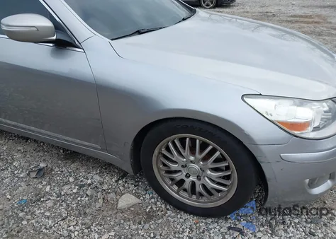 2011 Hyundai Genesis 4.6 z USA, uszkodzony, nr VIN KMHGC4DF7BU131672